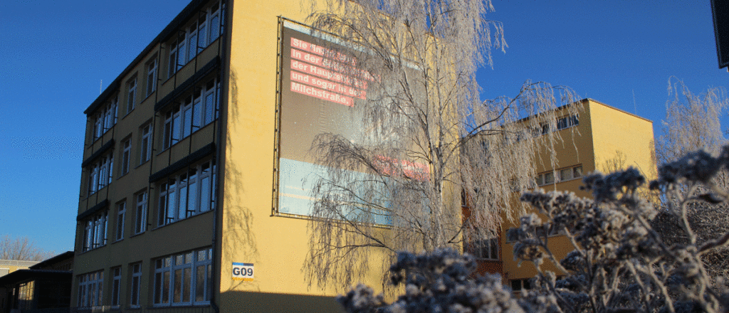 Bildungs- und Technologiezentrum im Winter
